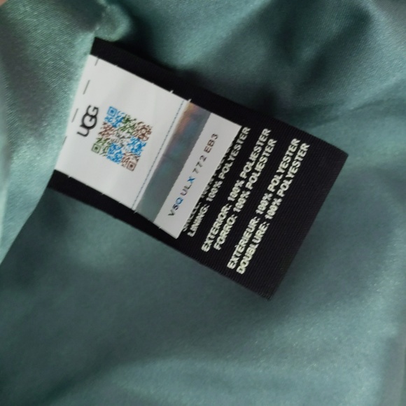 UGG Tammie Faux Fur vest - Picture 16 of 17